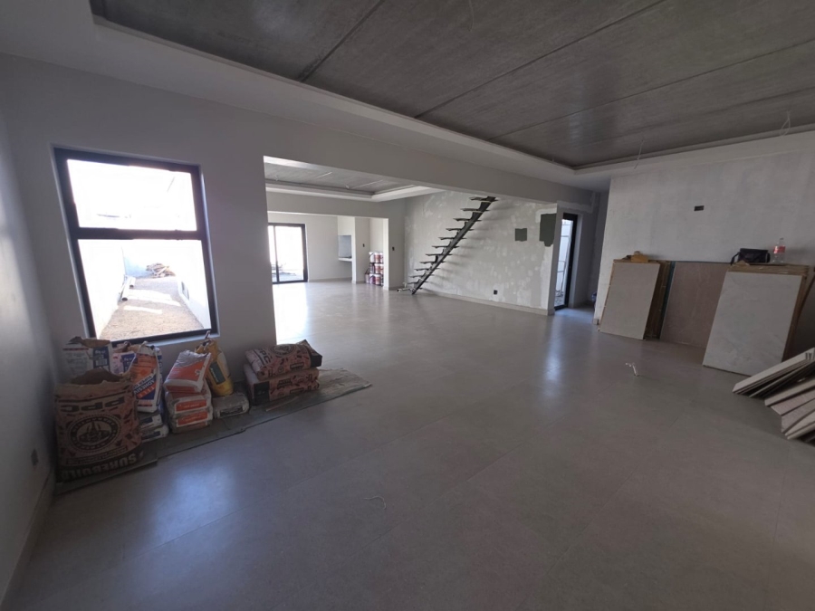 3 Bedroom Property for Sale in Sandown Western Cape